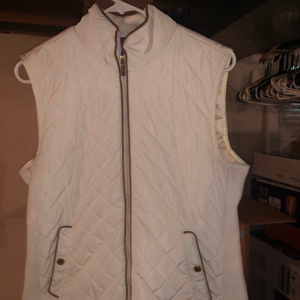 White vest